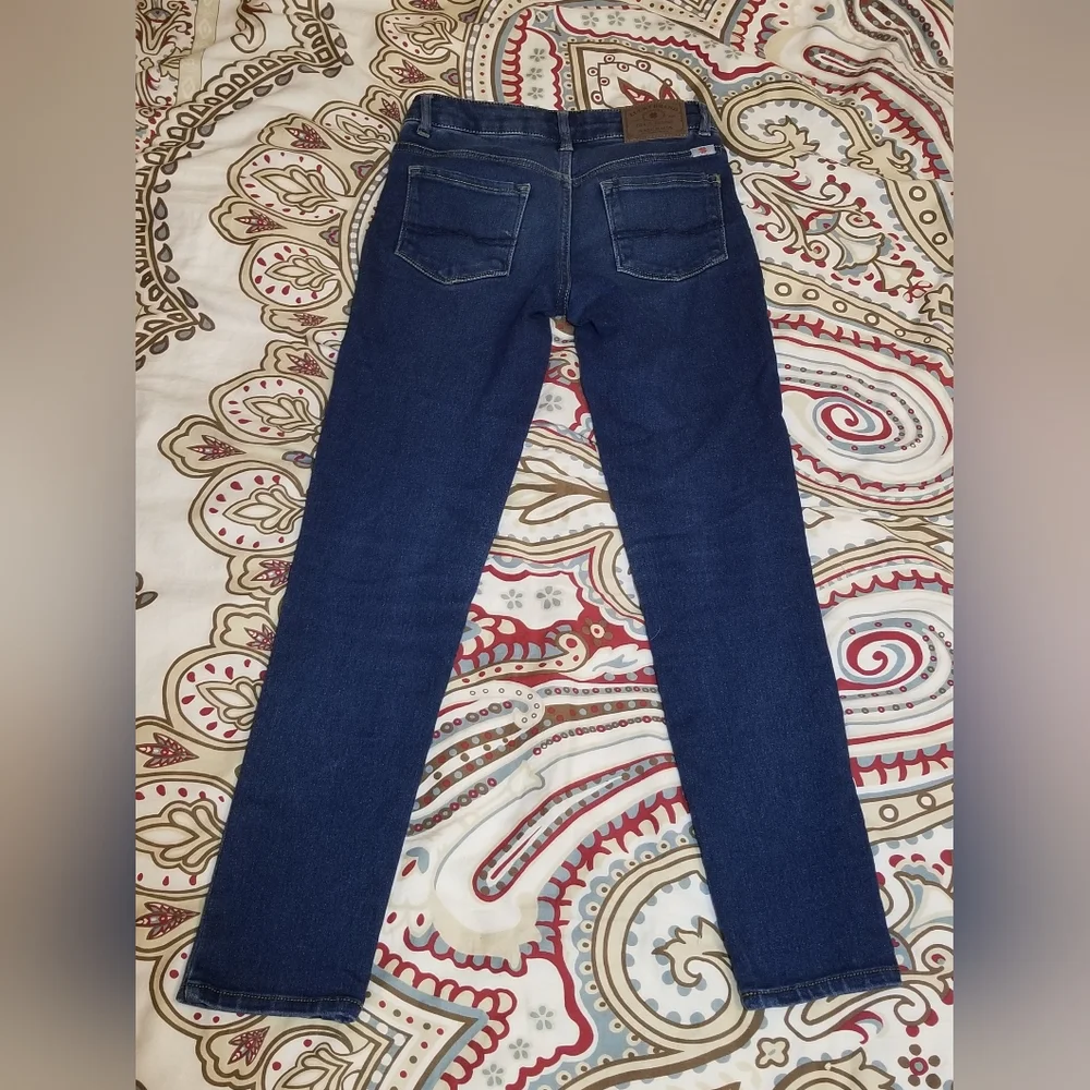**CLEARANCE** Lucky Brand Girl's Jeans 10 Dark Blue Skinny Jeggings Pockets